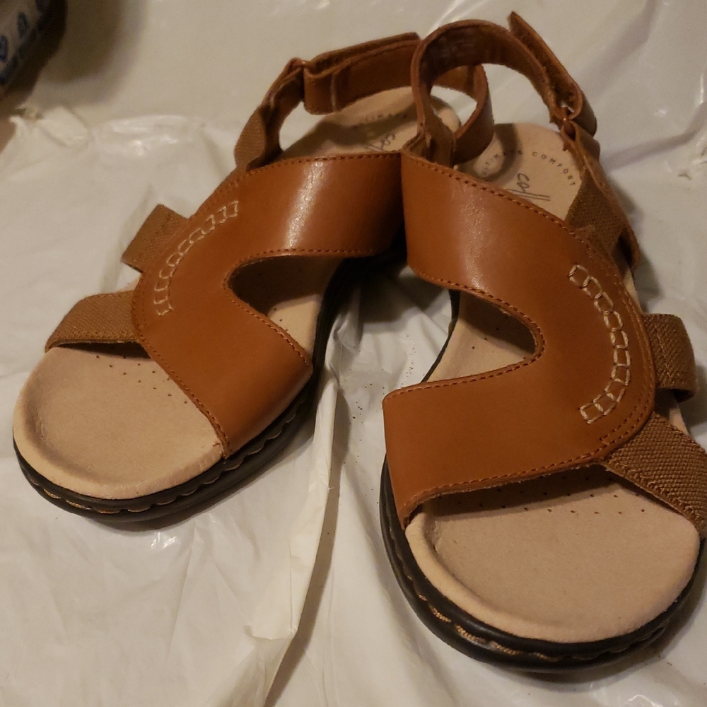 NWOT CLARK'S COLLECTION NEVER WORN